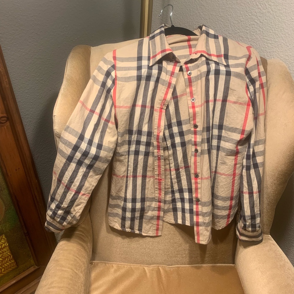 Burberry women’s classic top